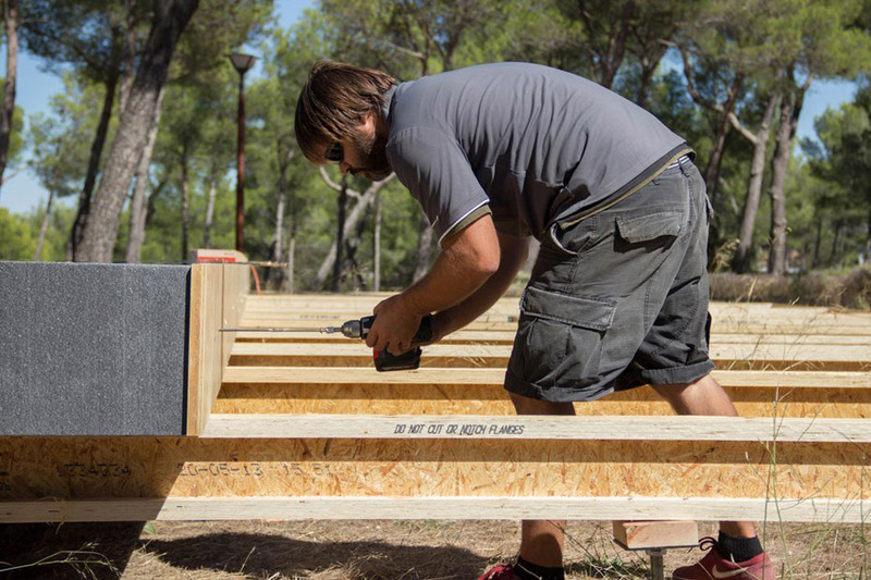 PopUp House - Home Built in 4 Days With Screwdriver Only