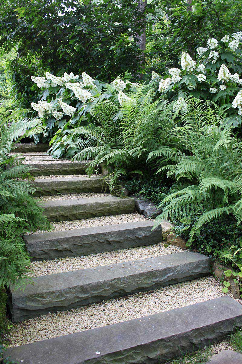 Beautiful Garden Paths Made of Natural Stone