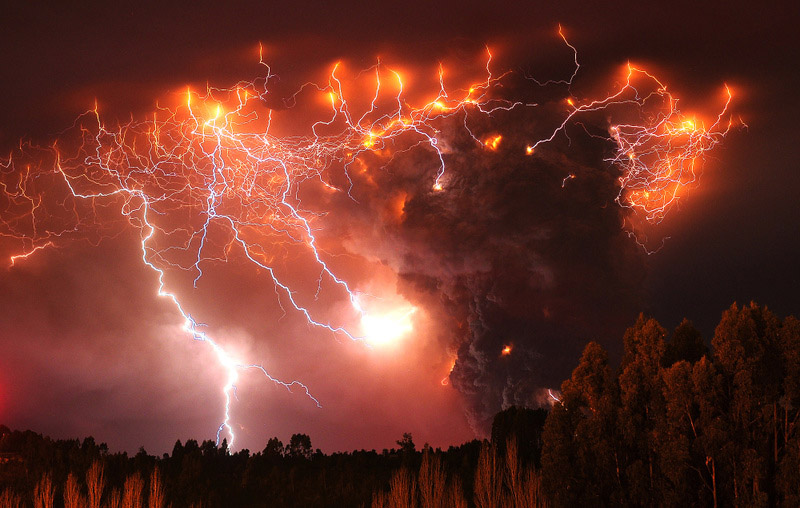 Power of Nature - 7 Epic Displays Of Lightning 