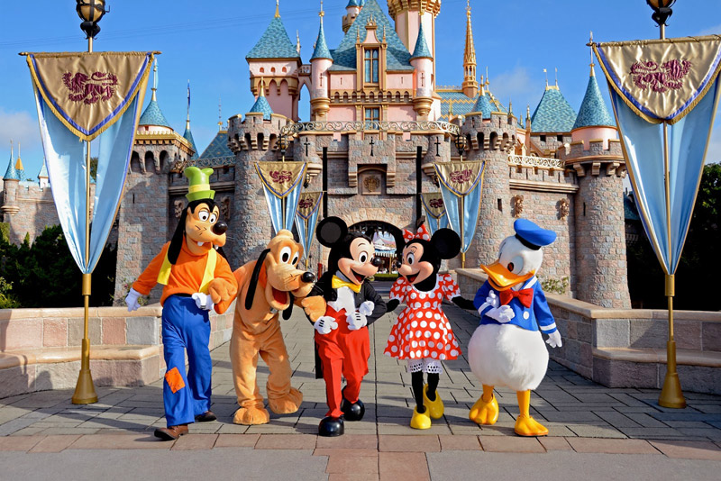 10 Strange Facts About Disney World 