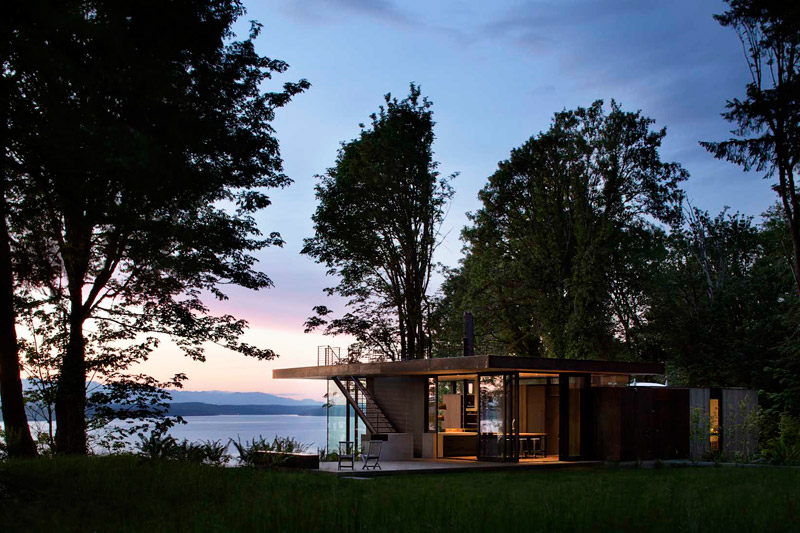 The Case Inlet Retreat by MW Works Architecture + Design