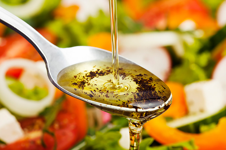 Make Your Own Super-Healthy Salad Dressing