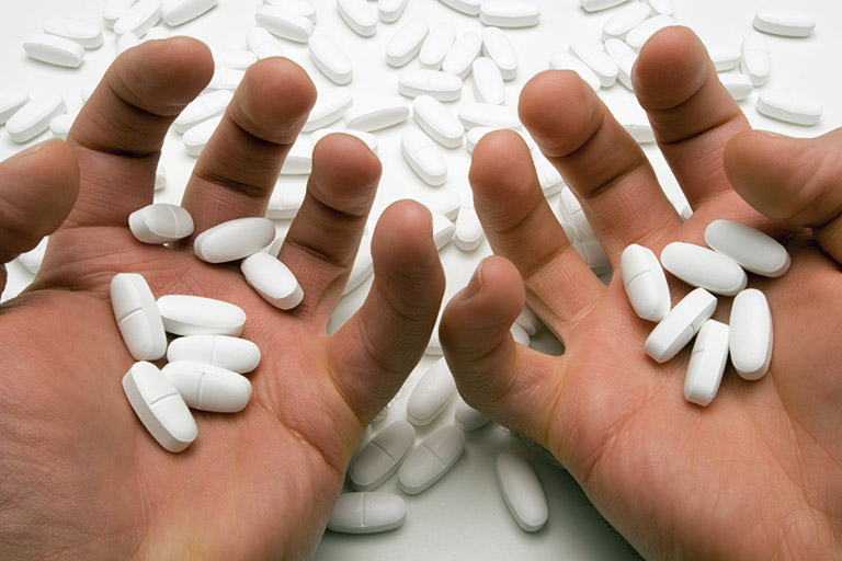 5 Reasons Why To Be Careful With Painkillers 