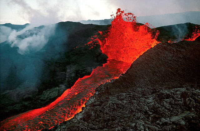 Top 10 World’s Most Dangerous Volcanoes