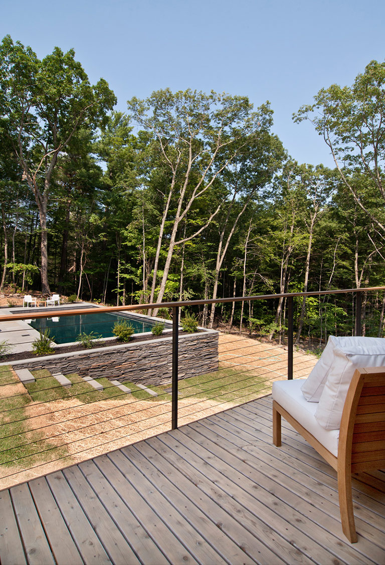 Hudson Woods Retreat by Lang Architecture