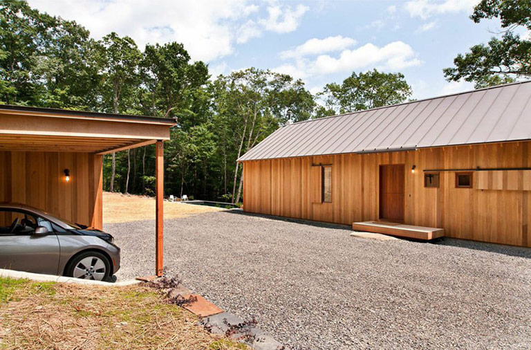 Hudson Woods Retreat by Lang Architecture