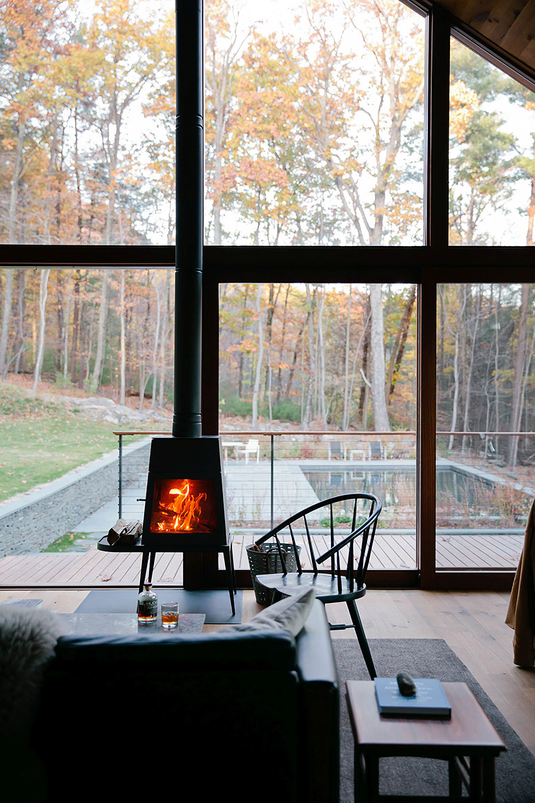 Hudson Woods Retreat by Lang Architecture