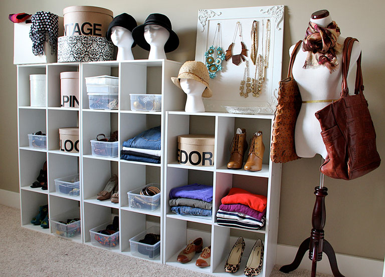 Elegant Walk-In Closet Ideas