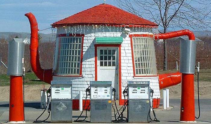 Teapot Dome Service Station