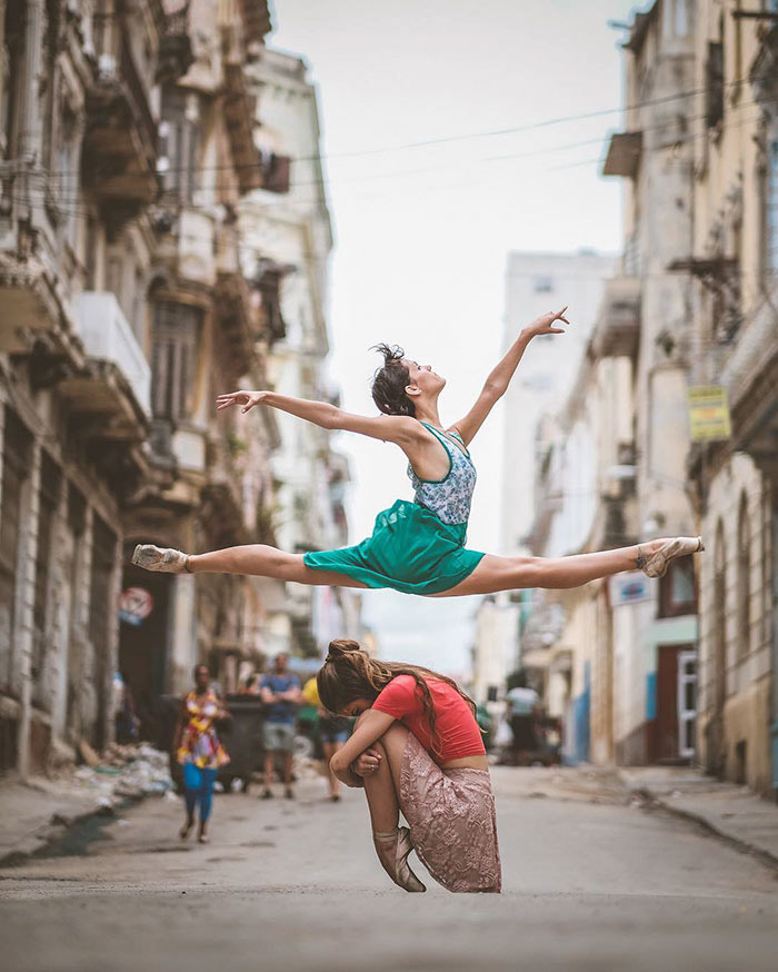 Ballet Dancers On The Streets Of Cuba