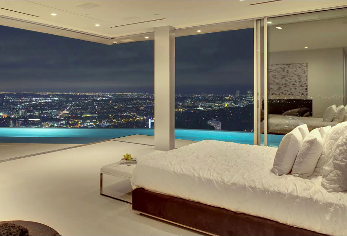 Master Bedrooms with Amazing View