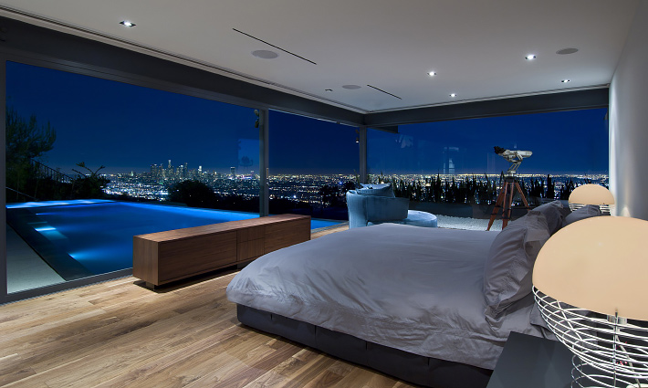 Master Bedrooms with Amazing View