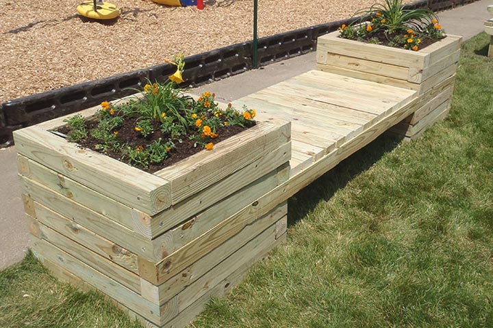 How To Build a Planter Bench