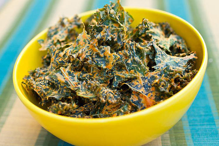 Turmeric Kale Chips - Healthy Snack