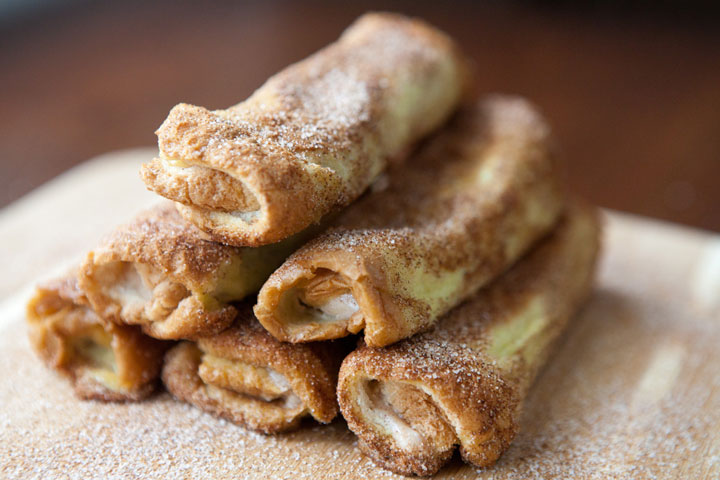 Baked Apple Pie Roll Ups