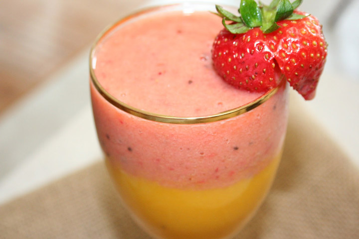 Healthy Mango Strawberry Smoothie