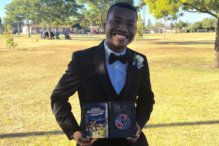 Student Brings Video Game To Prom As His Date