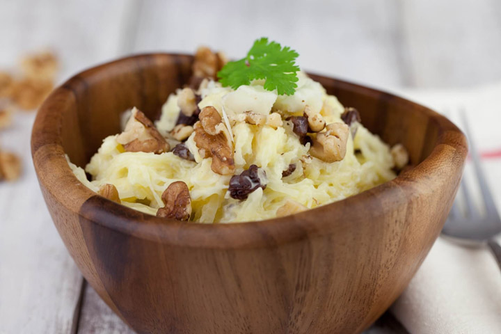 Cheesy Spaghetti Squash with Raisins Recipe