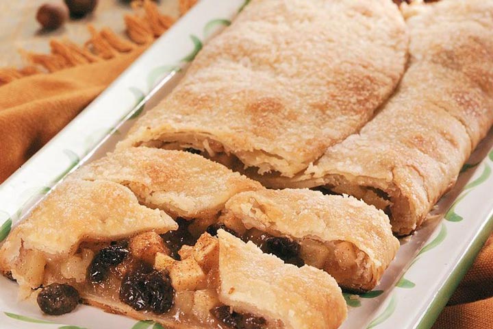 Easy Apple Raisin Pie Slices