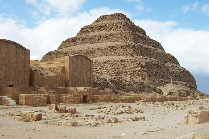 10 Oldest Buildings in the World