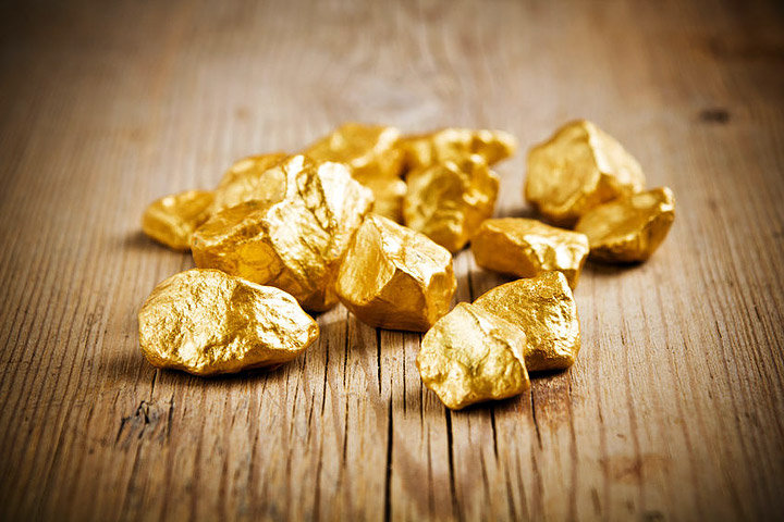 Australian Prospector Finds $190K Gold Nugget!