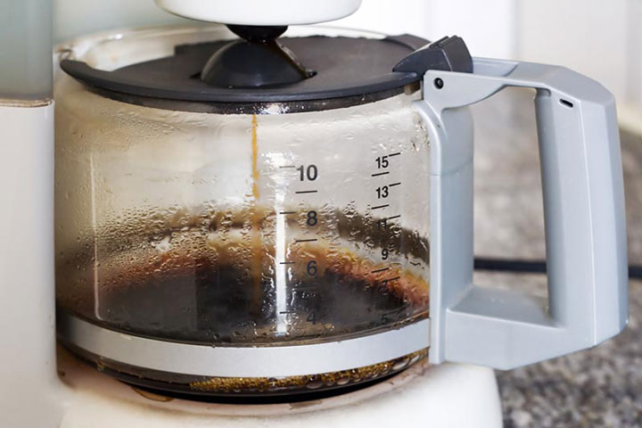 How To Clean A Coffee Pot