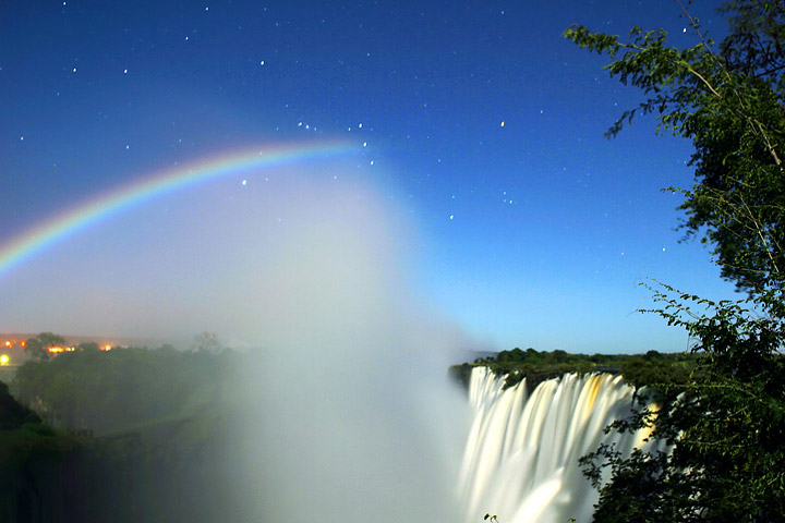Somewhere Over The…. Hmm… Moonbow?