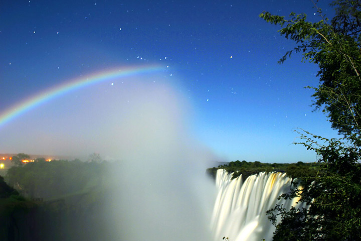 Somewhere Over The.... Hmm... Moonbow?