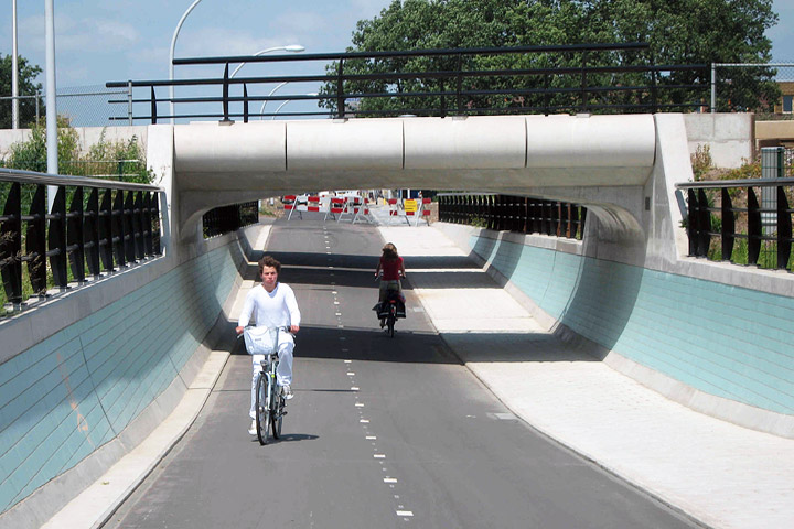 Germany Launches Completely Car-Free Bicycle Highway
