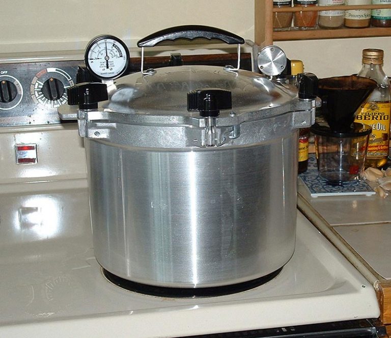 How to Can Vegetables Using Pressure Canning