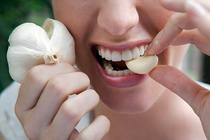 How to Get Rid of Garlic Breath?