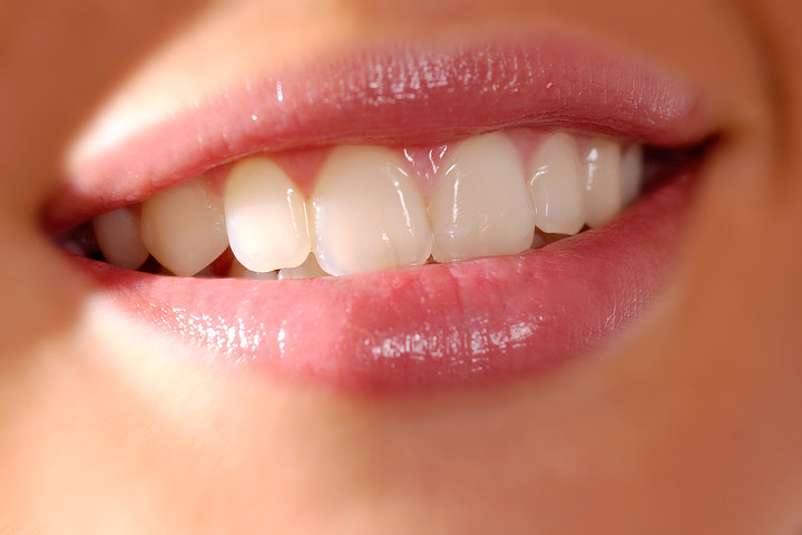 6 Ways To Get Whiter Teeth