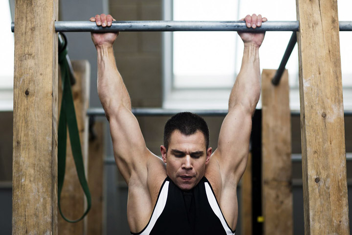 7 Tips to Finally Master The Pull-Ups!