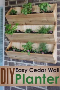 DIY - Easy Cedar Wall Planter