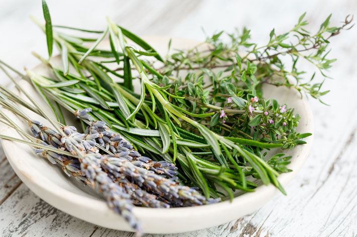 5 Health Benefits of Fresh Herbs