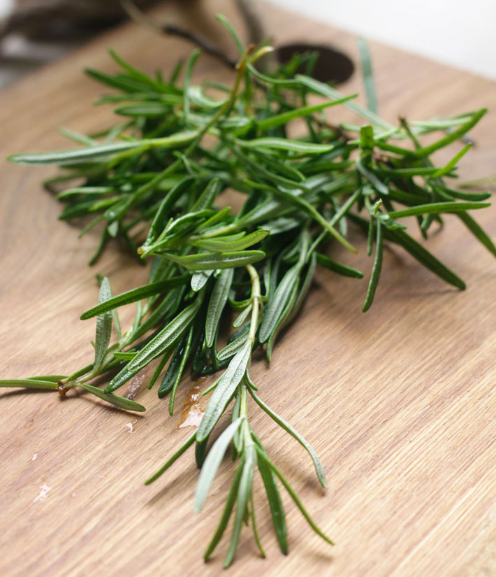 5 Health Benefits of Fresh Herbs