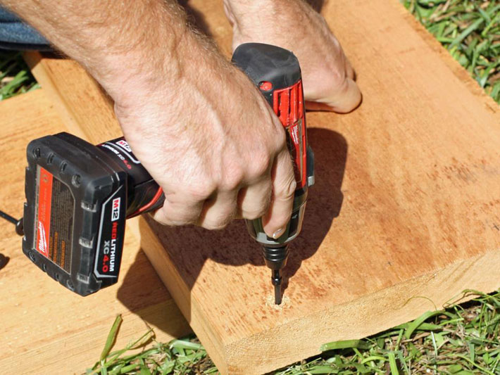 Diy Tutorial Build A Raised Bed and Trellis