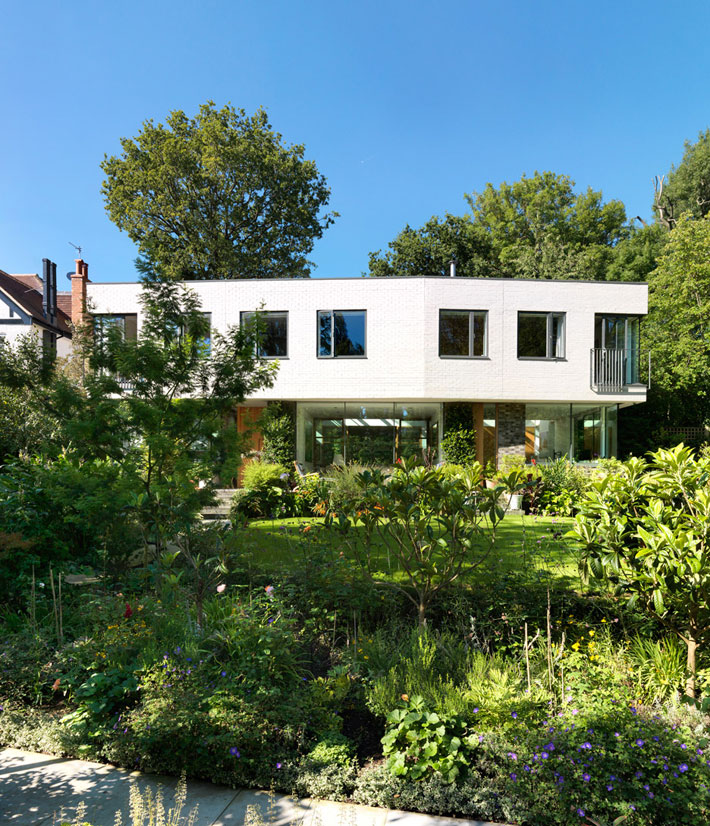 Garden House by Threefold Architects 