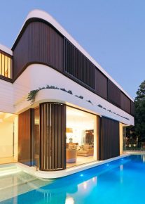 The Pool House by Luigi Rosselli Architects